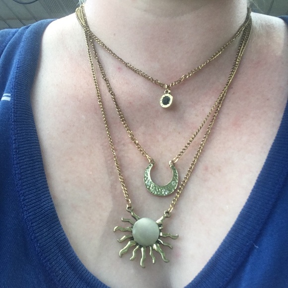 NWT! Dark Gold 3 layered sun & moon necklace - Picture 9 of 16